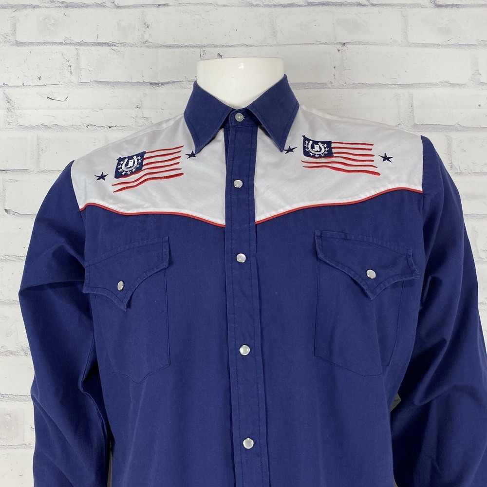 Ely Cattleman Shirt Men's Medium Pearl Snap Long‎ Sleeve USA Flag American